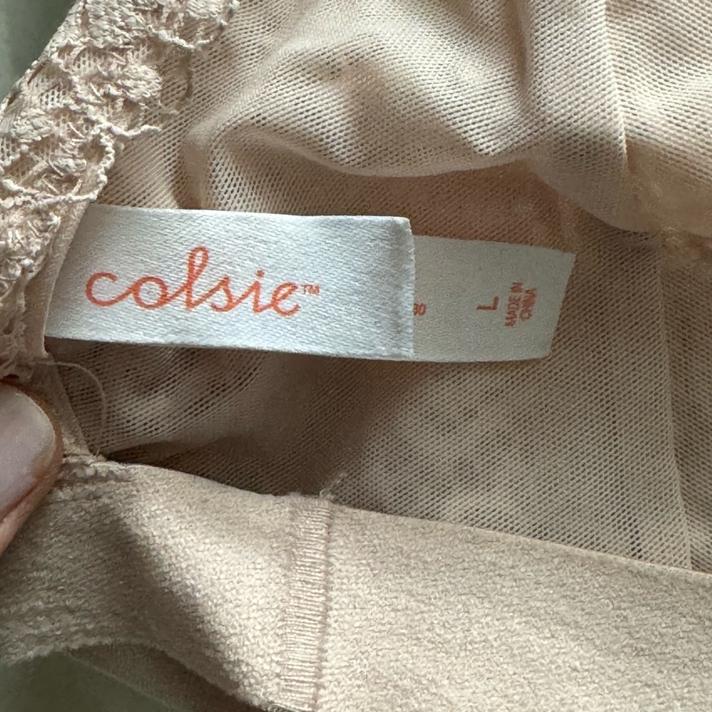 Colsie Bridal Lace Pink Bralette - Picture 4 of 5